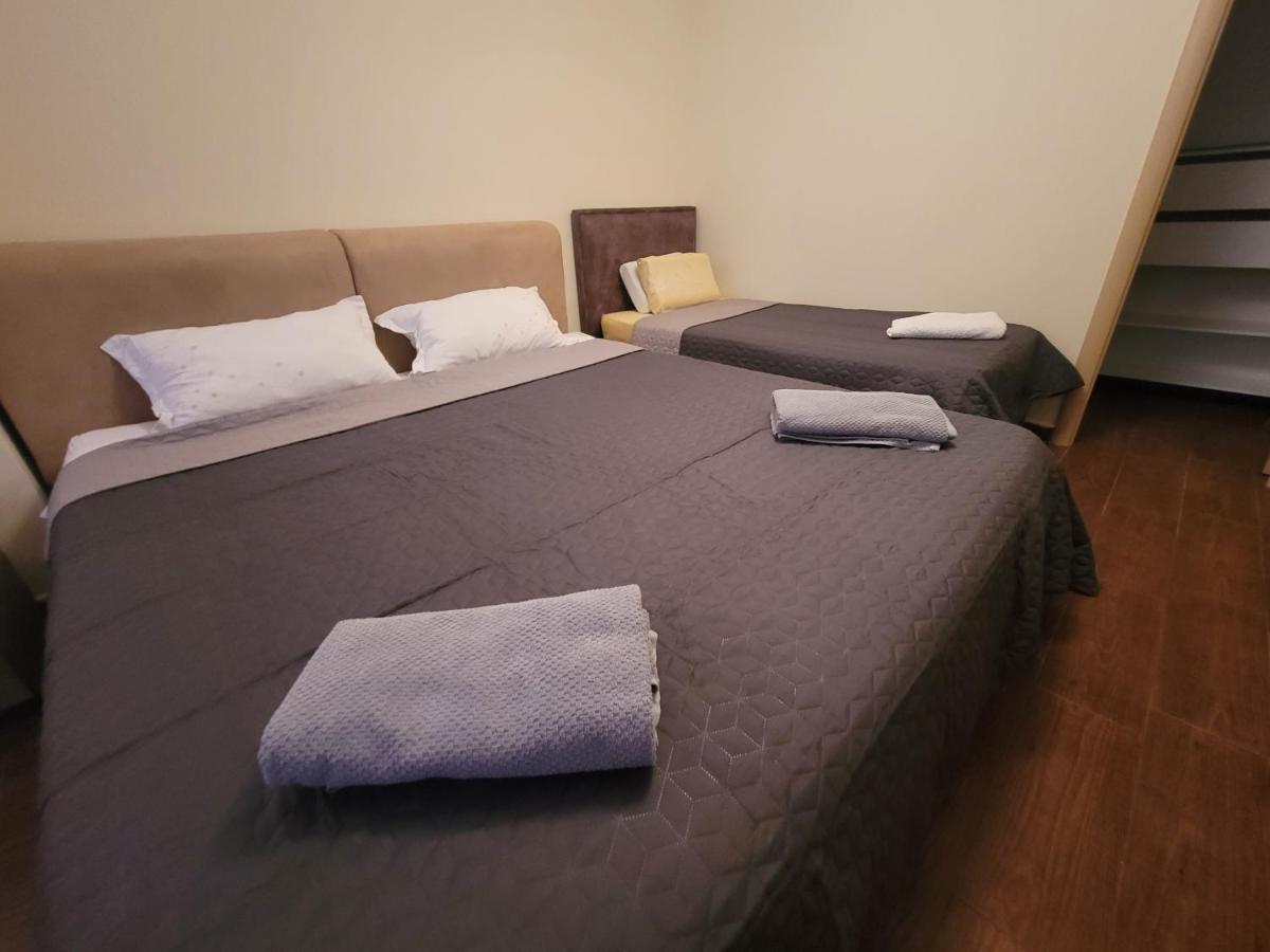 Spacious And Cozy Apartment Tirana Kültér fotó